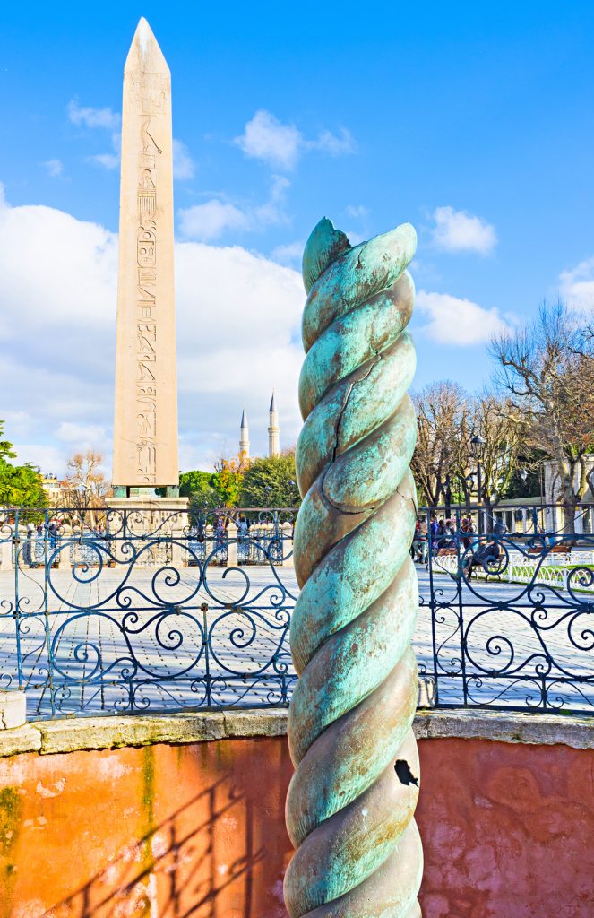 Burmalı Sütun, Sultanahmet Meydanı: The Serpent Column or Delphi Tripod is an ancient bronze column at the Hippodrome (Sultanahmet Square), Istanbul, Turkey.