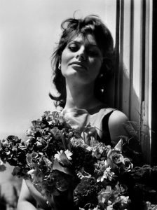 Ara Güler Arşivleri | İtalyan Oyuncu Sophia Loren | 1959