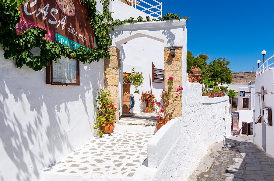 Lindos, Rodos'ta bir restoran