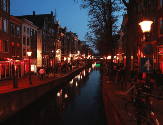 Yazı: Amsterdam | 2 | Yazan: Demet Albayrakoğlu