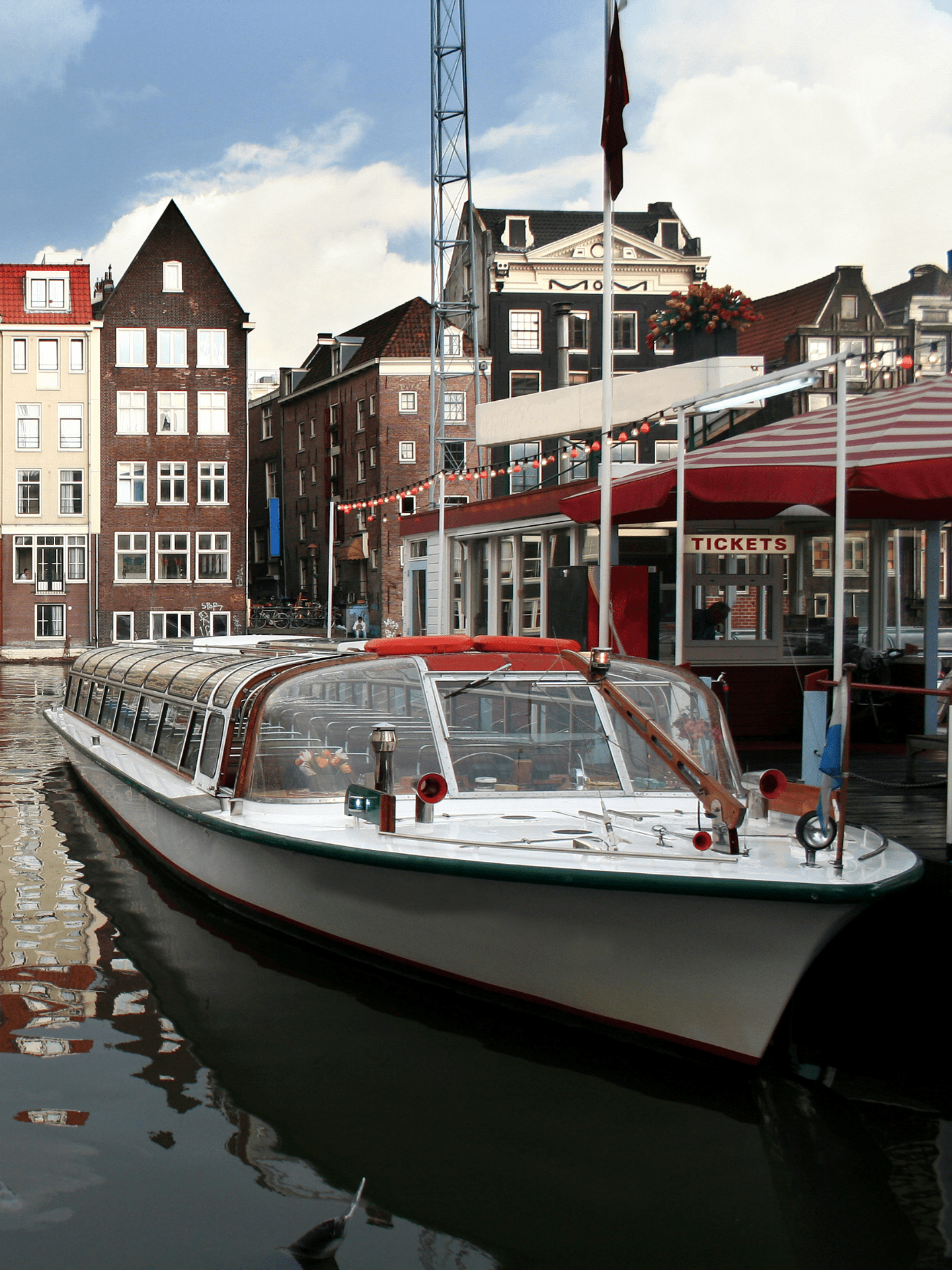 Yazı: Amsterdam | 3 | Yazan: Demet Albayrakoğlu